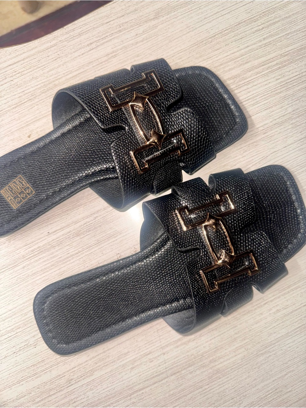 Black Slide Sandals with Gold Hardware - women’s Fashion Slides - Picture 2 of 3